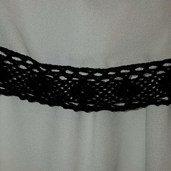 🍬OFFERS🍬 Fascination off-the-shoulder blouse - Picture 5 of 8